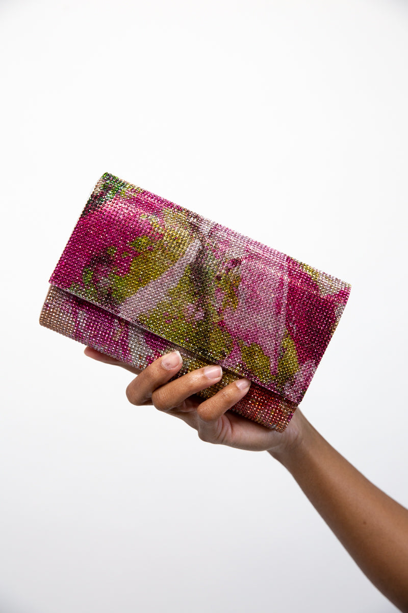 Magenta clutch Clearance